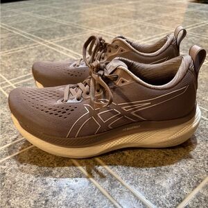 ASICS Glideride Max